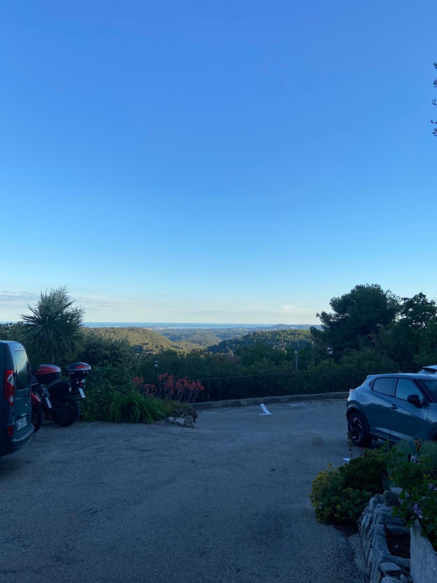 Hotel Les Belles Terrasses Tourrettes-sur-Loup Exterior foto