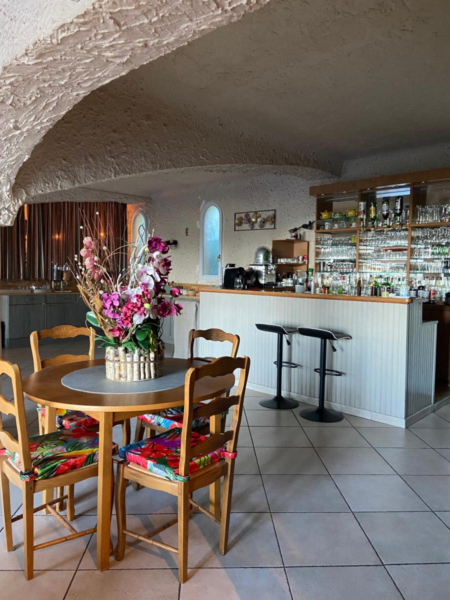 Hotel Les Belles Terrasses Tourrettes-sur-Loup Exterior foto