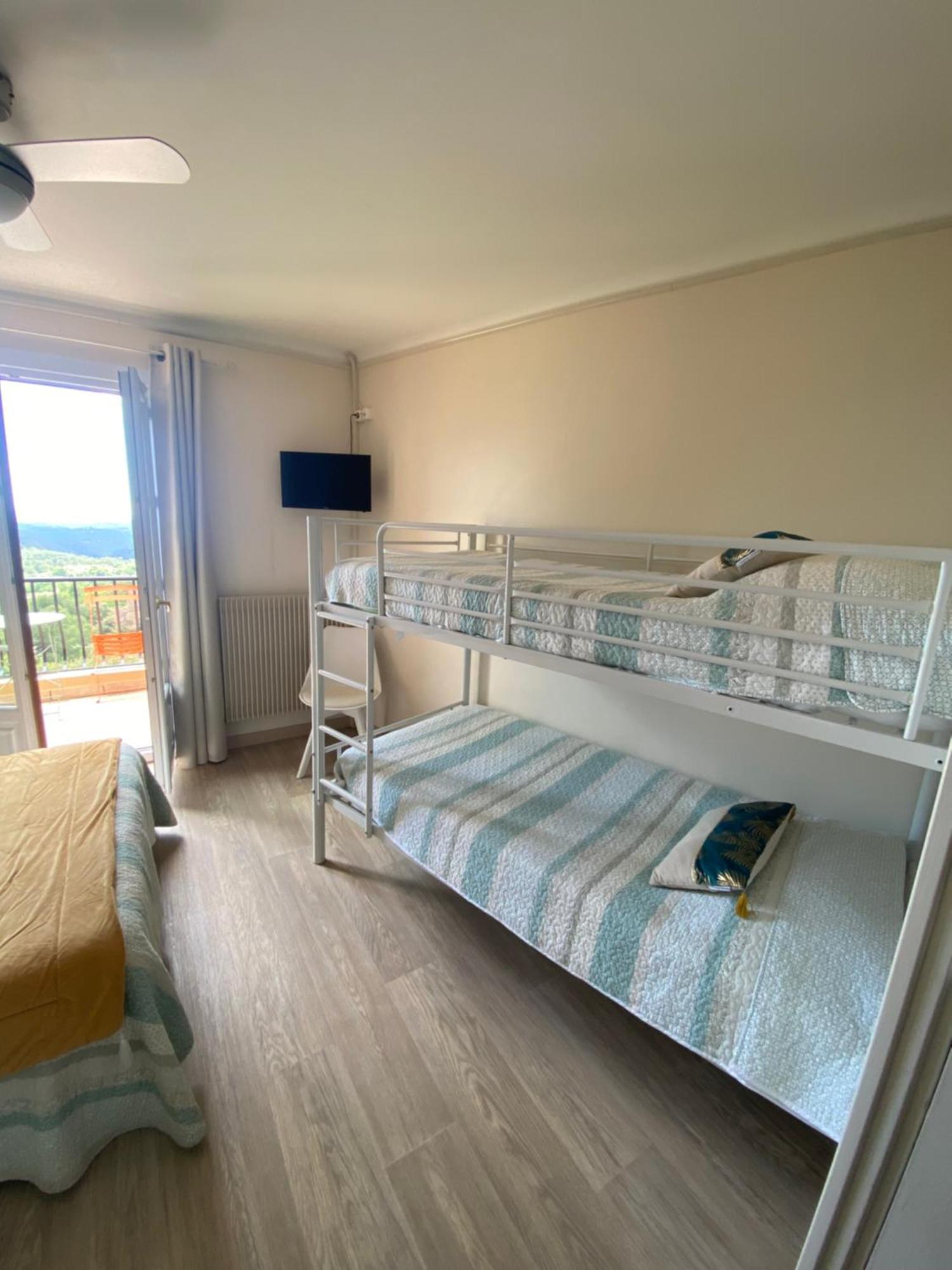 Hotel Les Belles Terrasses Tourrettes-sur-Loup Exterior foto