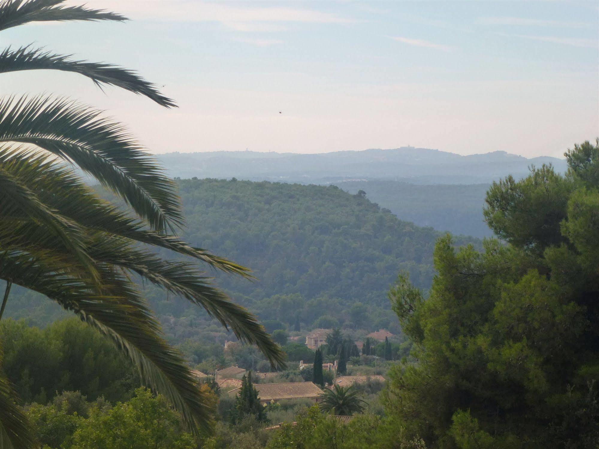Hotel Les Belles Terrasses Tourrettes-sur-Loup Exterior foto